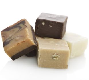 Old Fashioned Handmade Smooth Creamy Fudge - Caramel Latte (1/4 Pound)